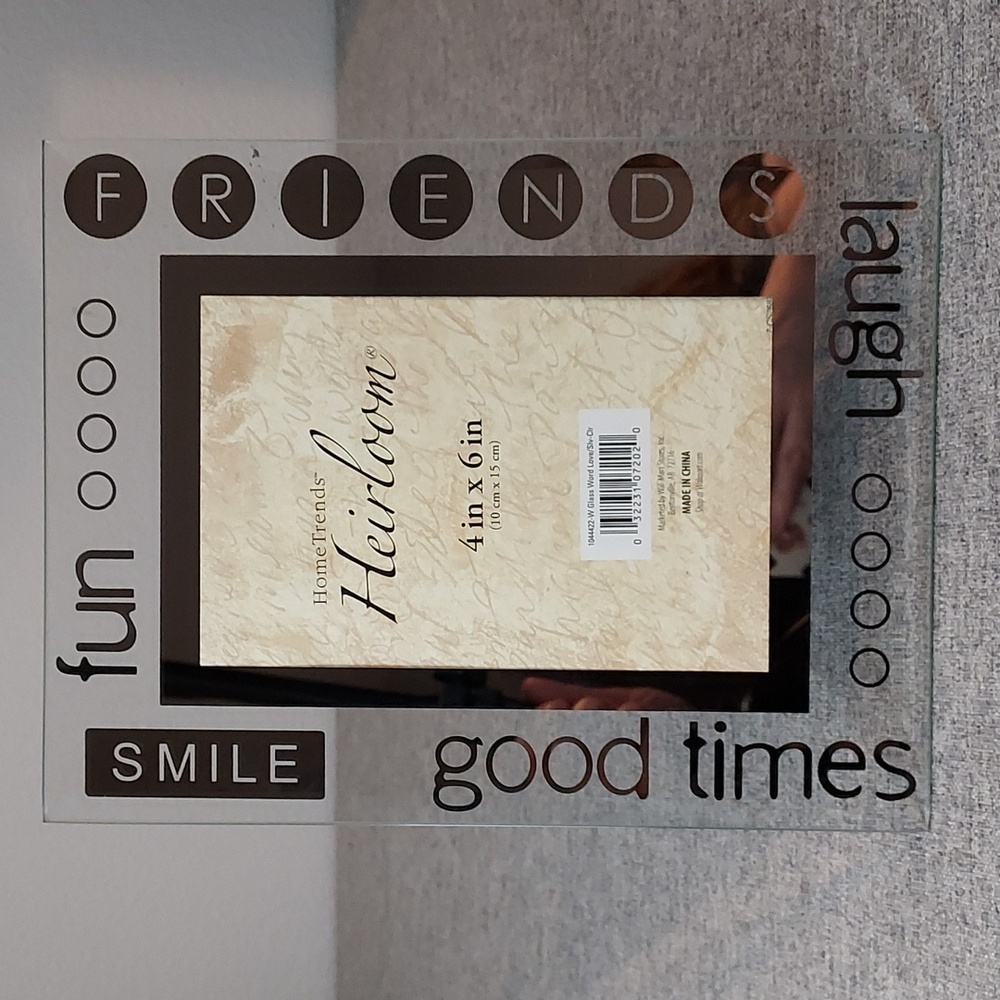 Heirloom Home Trends Glass Silver Mirrored Friends Good Times 4x6 Photo Frame